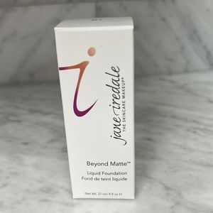 Jane iredale beyond matte foundation M9